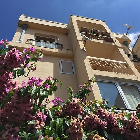Regent Apartment Petrovac Bilik gambar